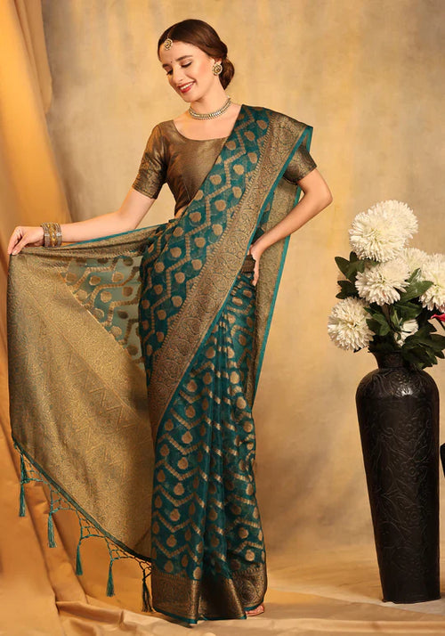 Arresting Rama Soft Organza Silk Saree With Incomparable Blouse Piece
